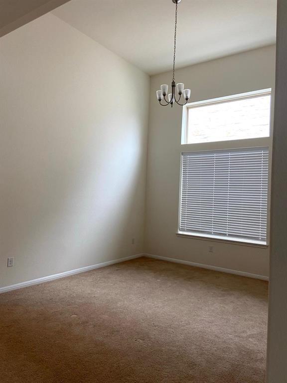 Building Photo - 2918 Zelma Dr