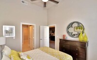 Building Photo - 2 bedroom in Garland TX 75040