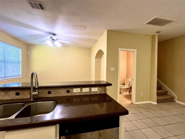 Building Photo - 16219 Sandy Path Ln