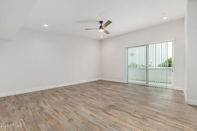 Building Photo - 4525 N 40th St