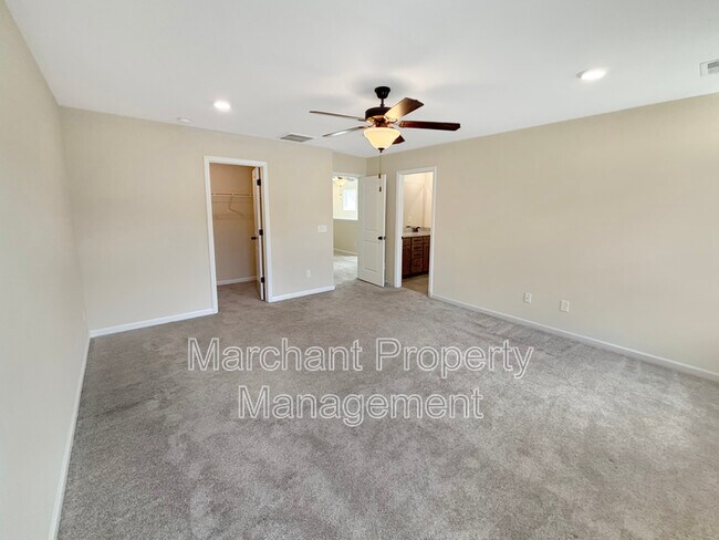 Building Photo - 106 Muir Way