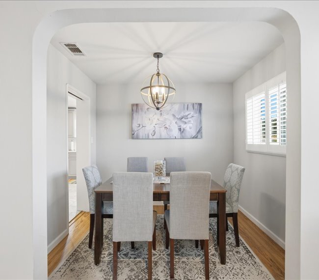 Building Photo - 1905 S Walker Ave