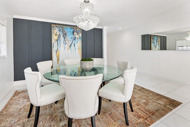 Building Photo - 7726 W 79th St