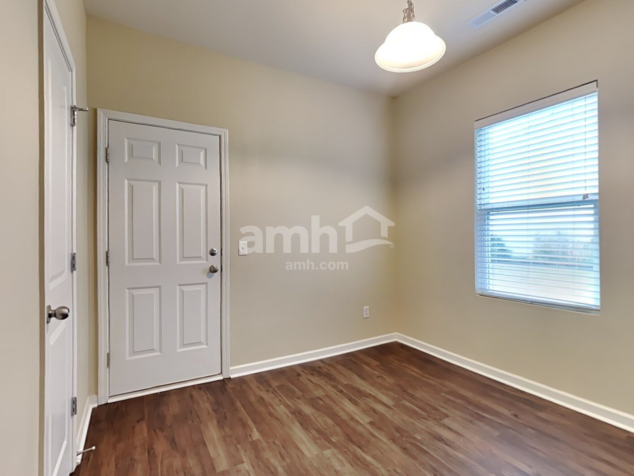 Building Photo - 251 Old Carolina Dr