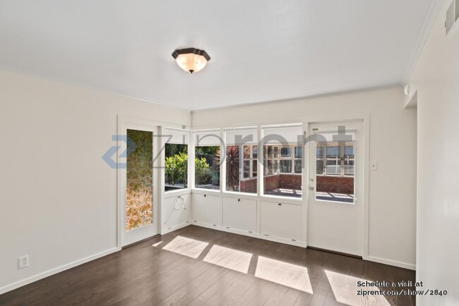 Building Photo - 119 Arroyo Dr