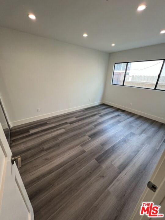 Building Photo - 11725 Darlington Ave