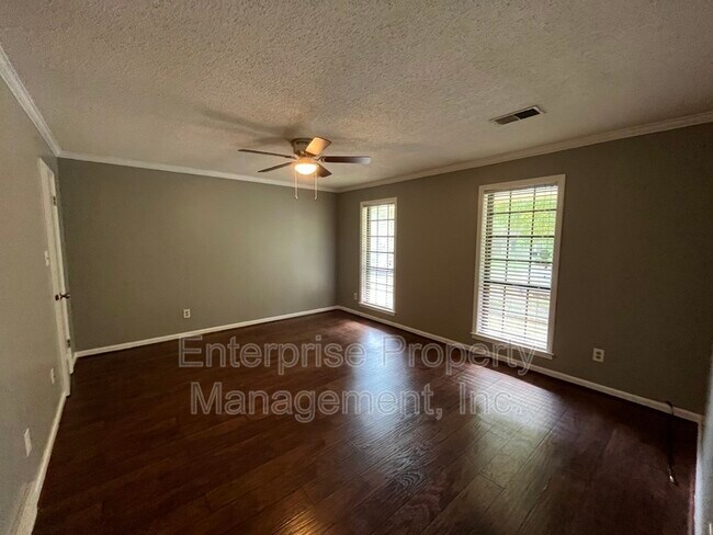 Building Photo - 1447 Tree Haven Cove