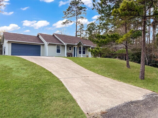 Building Photo - 254 E Sunset Dr