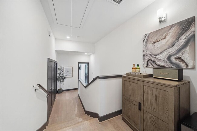 Building Photo - 4445 Whitney Oak Ln