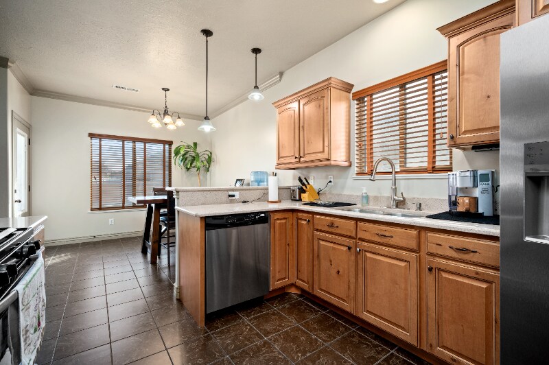 Building Photo - 3315 Birch Creek Rd