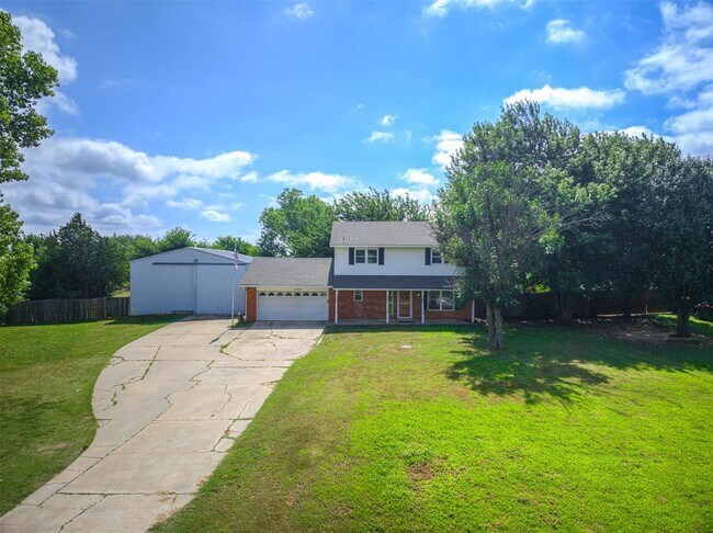 Building Photo - 1170 Mockingbird Cir