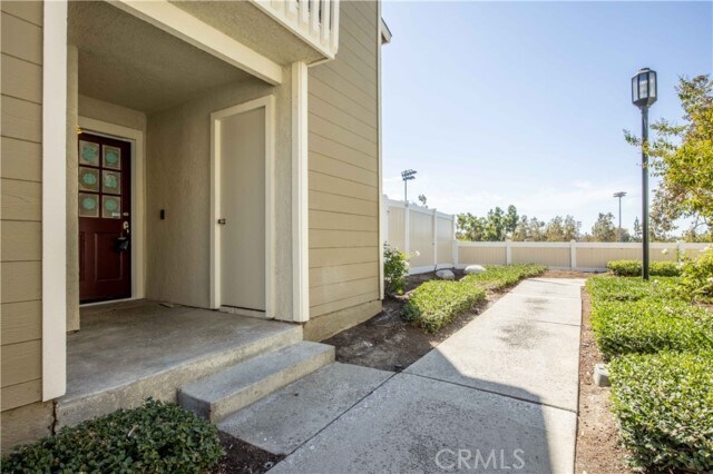 Building Photo - 26152 Los Viveros