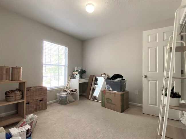 Building Photo - 4877 Castlegate Ct