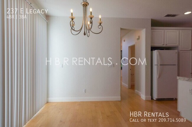 Building Photo - WICKLUND Village 4 Bedroom Home - Gated Dr...