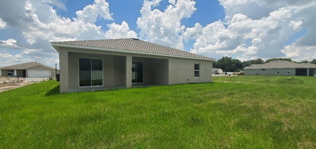 Building Photo - 4-Bedroom, 3-Bathroom in Lakeland