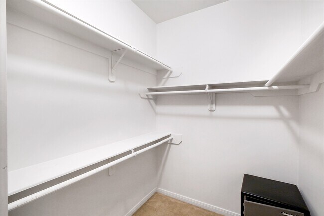 Building Photo - 7015 Timber Edge Ln