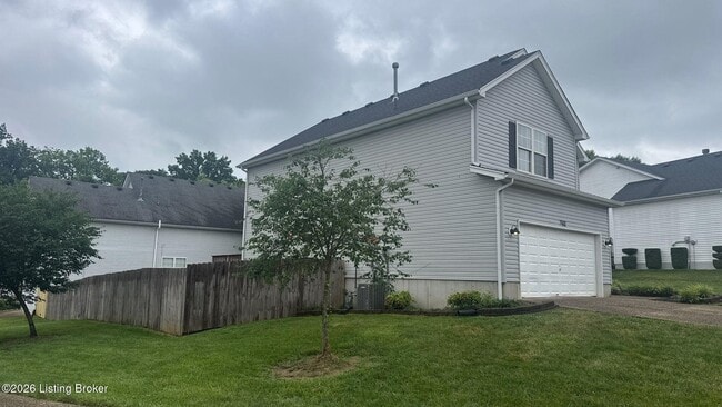Building Photo - 7901 Bridlewood Pl