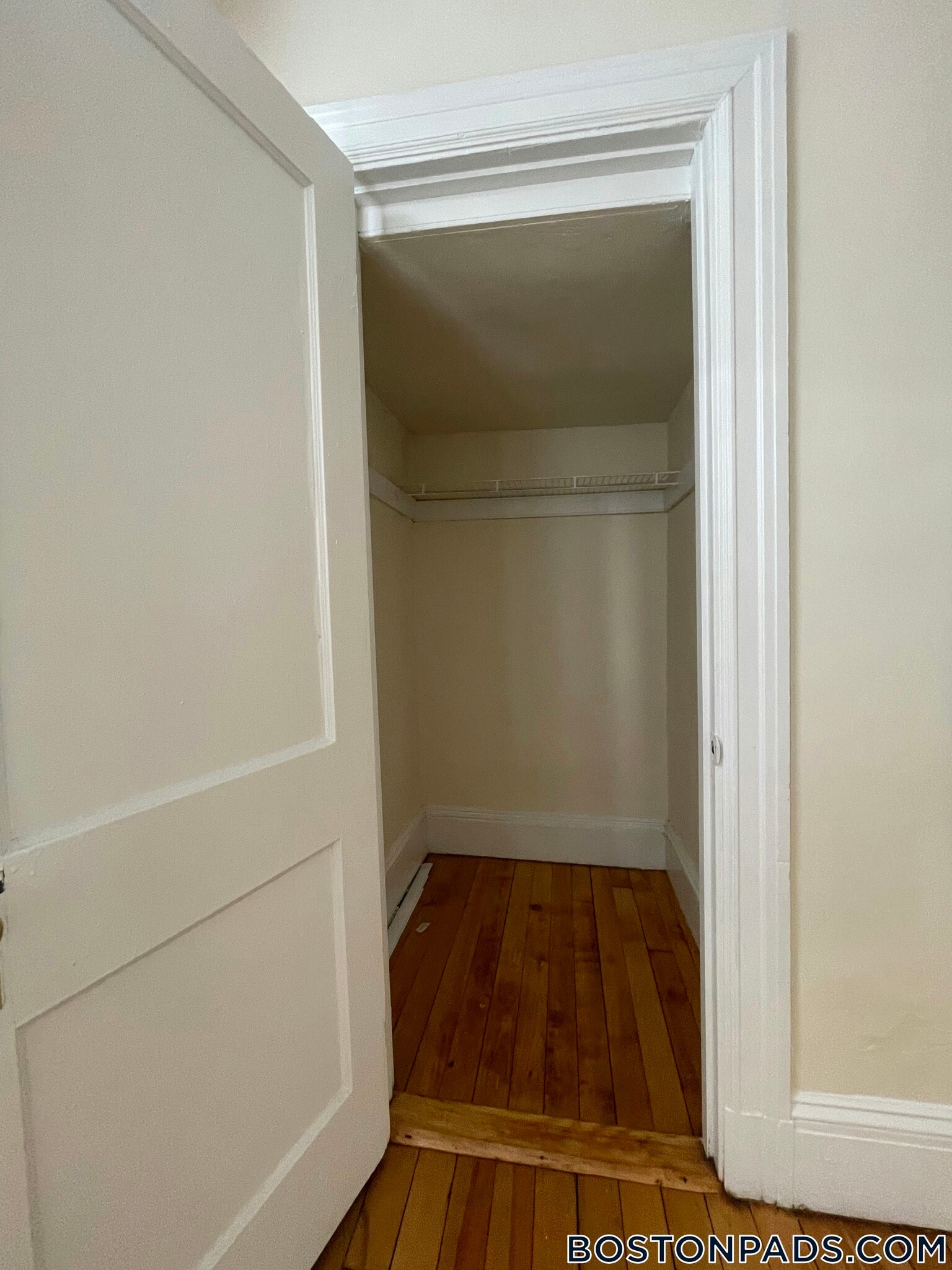 Building Photo - 441 Cambridge St