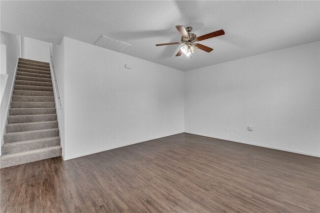 Building Photo - 4404 SW Gallatine Ave