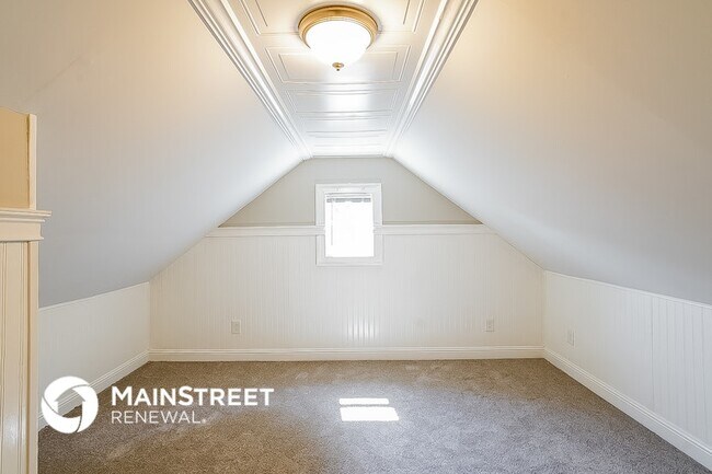 Building Photo - 209 Rapid Waters Ct