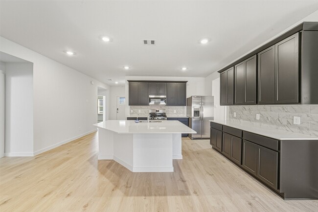 Building Photo - 4322 Camden Lakes St