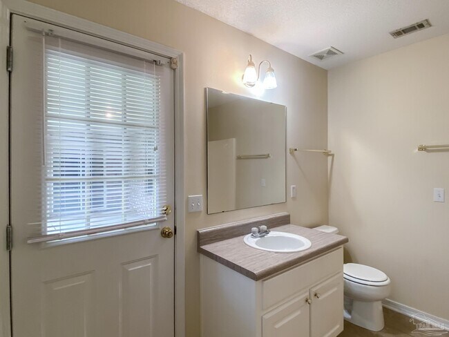 Building Photo - 9121 Sebring Dr