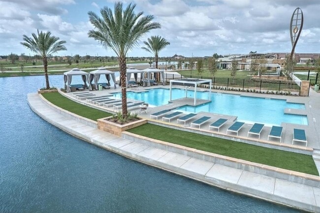 Building Photo - 5110 Morrison Dr