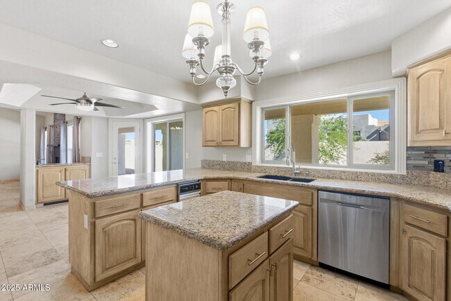 Building Photo - 15912 Centipede Dr