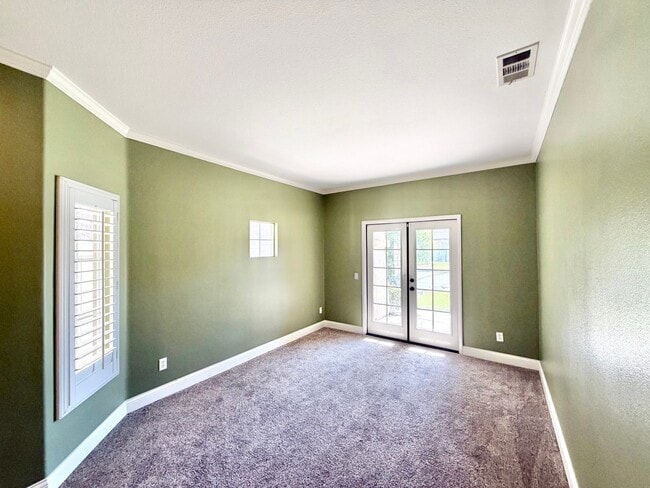 Building Photo - 37961 Veranda Way