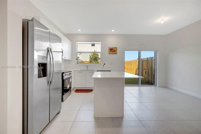 Building Photo - 2455 NW 119th St