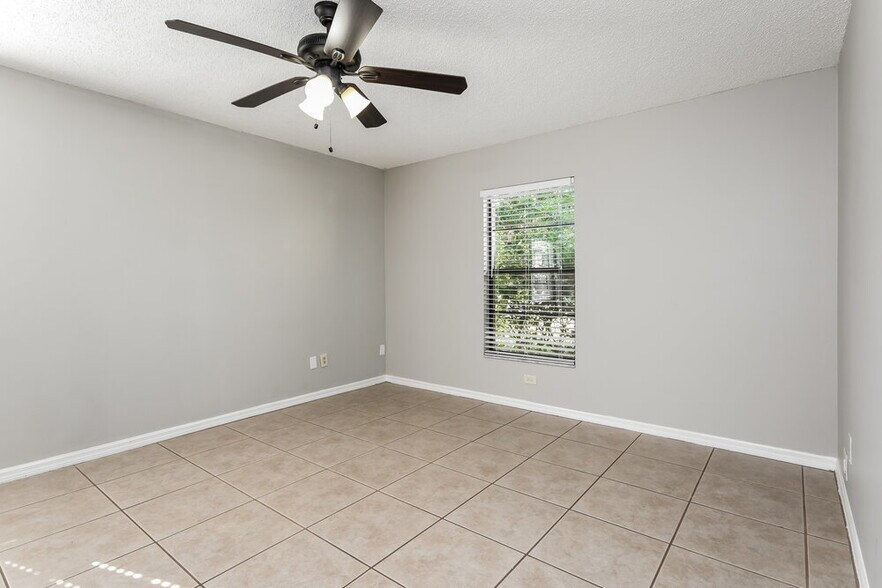 Building Photo - 9124 Palos Verde Dr