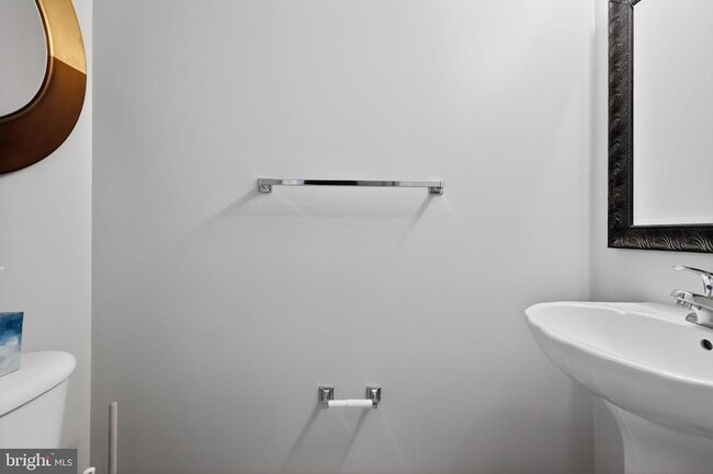 Building Photo - 1455 VA-401