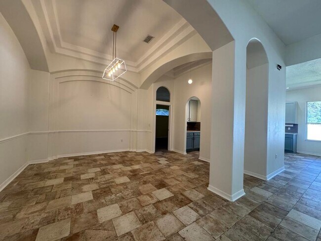 Building Photo - 39 Woodhollow Ln