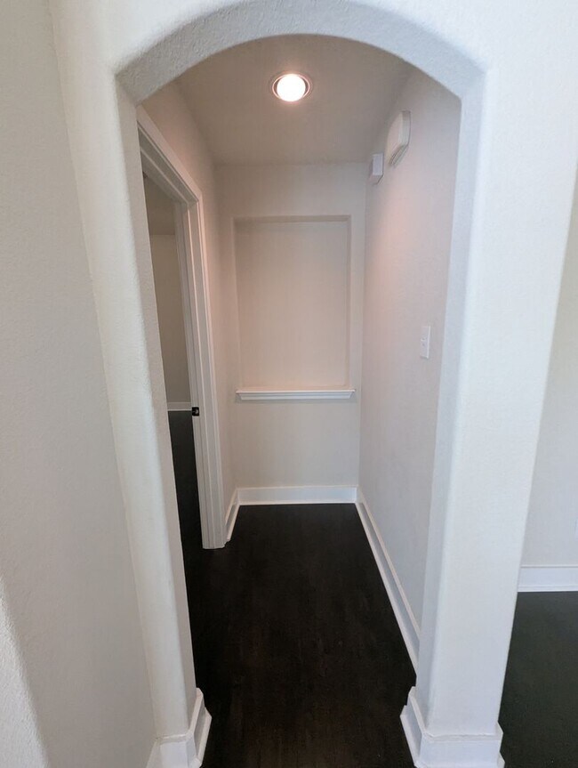 Building Photo - Forest Creek Gem: Spacious 4?Bed • 2?Bath ...