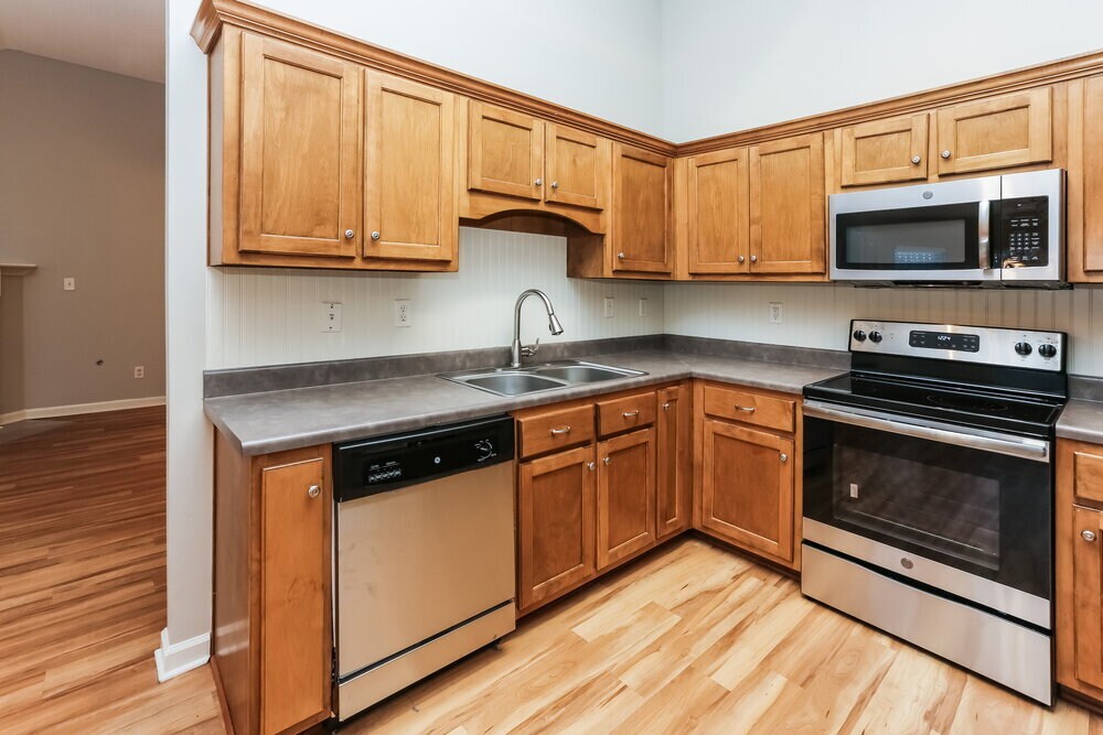 Building Photo - 7135 Maple Grove Rd