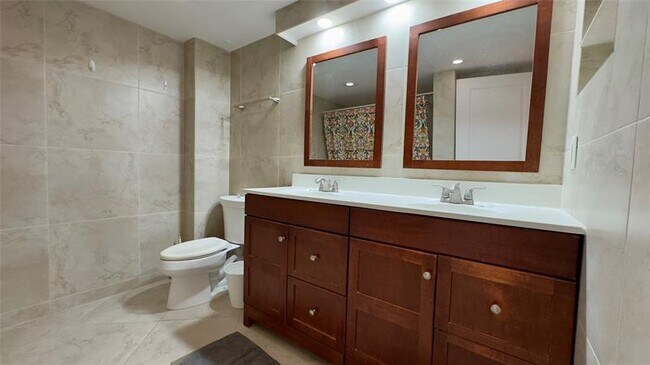 Building Photo - 3430 Galt Ocean Dr