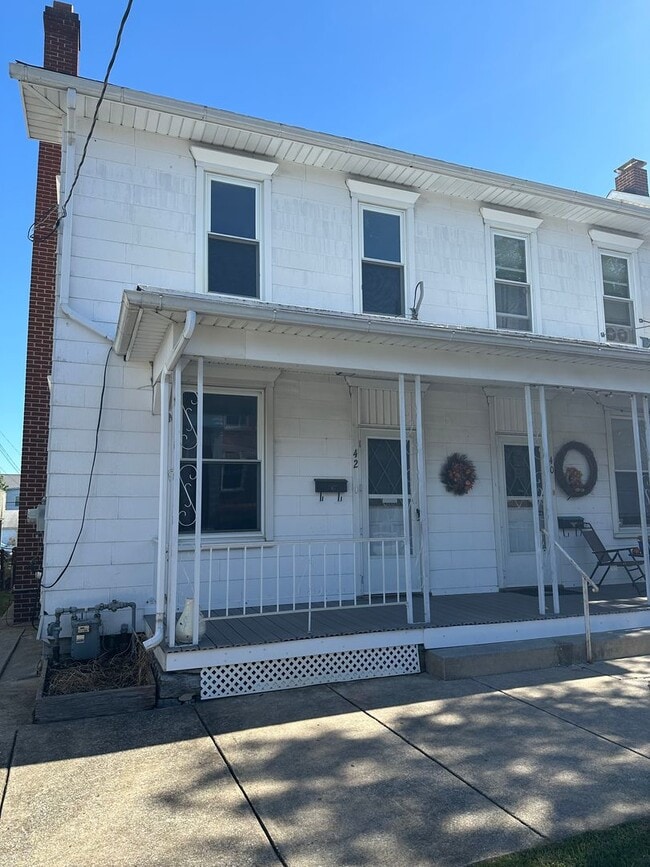 Primary Photo - 3 bedroom home in Palmyra