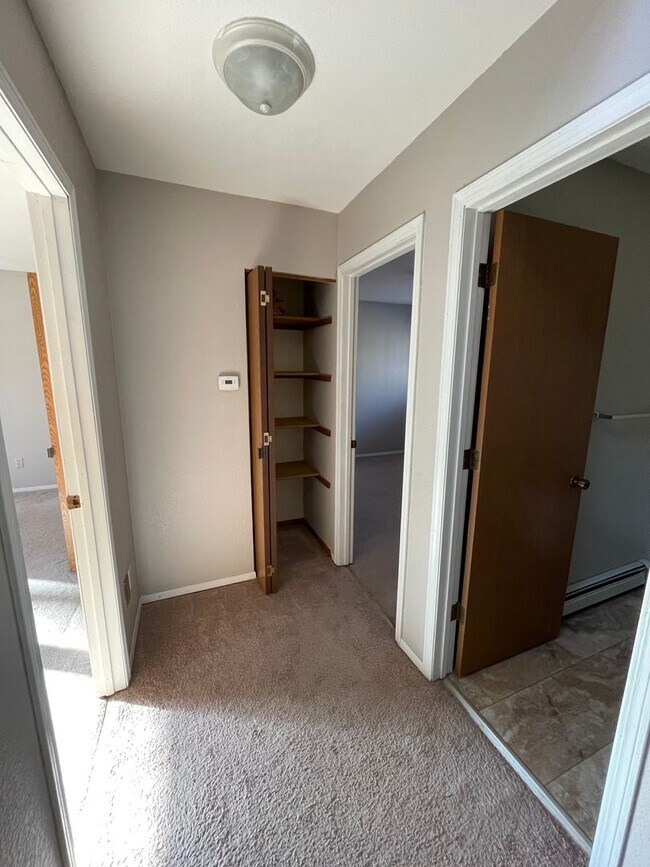 Building Photo - 3025 Cambay Ct