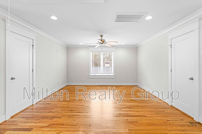 Building Photo - 3185 US-421