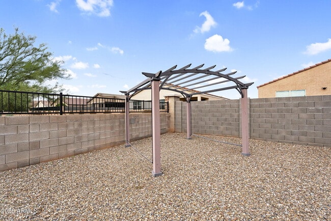 Building Photo - 30976 N Audobon Dr