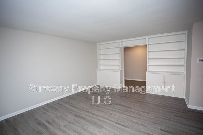 Building Photo - 171 Echelon Rd