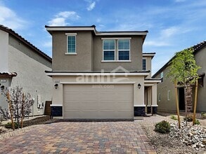 Building Photo - 5848 Vaes Dothrak St