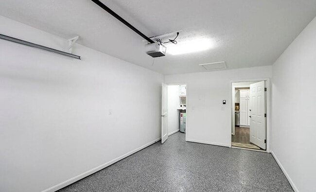 Building Photo - 2BR/2BA Patio Home for Rent w/Garage in Okolona!