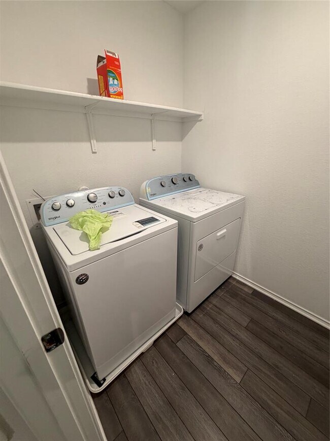 Building Photo - 316 Harper Ln