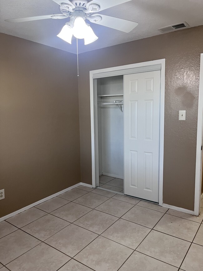 Building Photo - 312 Spring Branch Ln