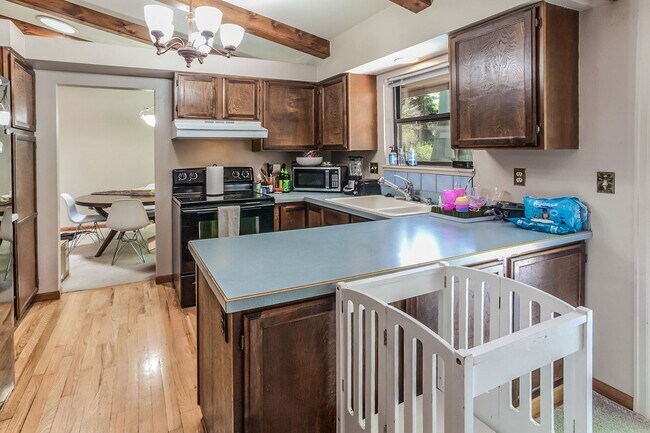 Building Photo - 3 Bedroom 2.5 Bath in Parkwood, Fort Collins