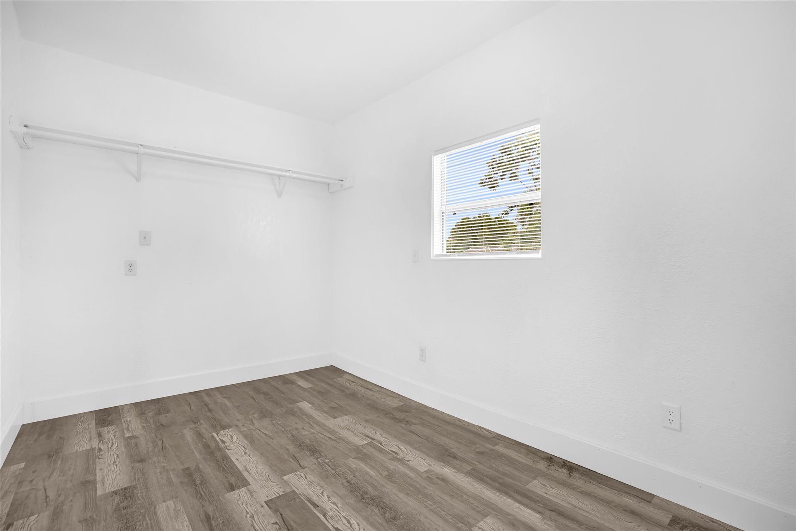 Building Photo - 1730 Avenue C NE