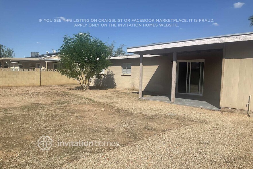 Building Photo - 11814 N 30th Dr