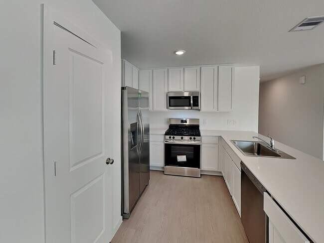 Building Photo - 417 Texas Pecan Dr