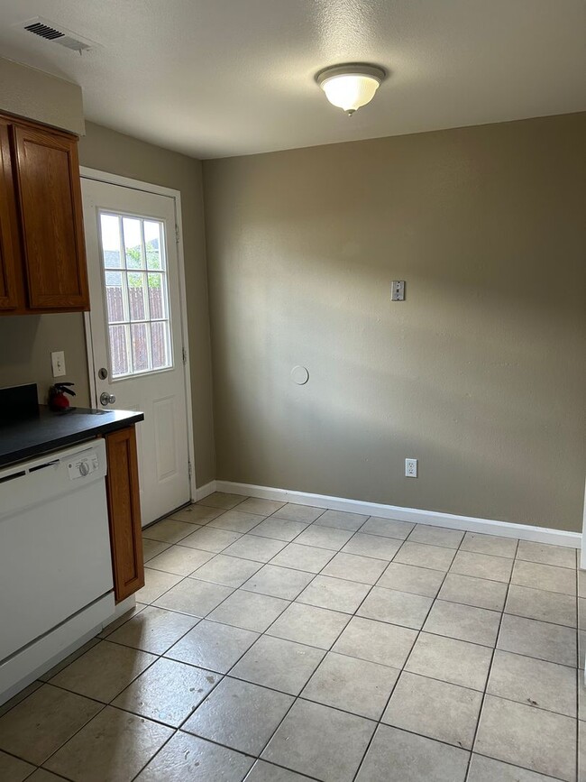 Building Photo - (894) 5th Ave Tri-Plex - 2 Bedroom / 1.5 B...